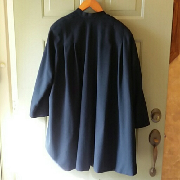 Black Wool Cape Wrap - Picture 4 of 8